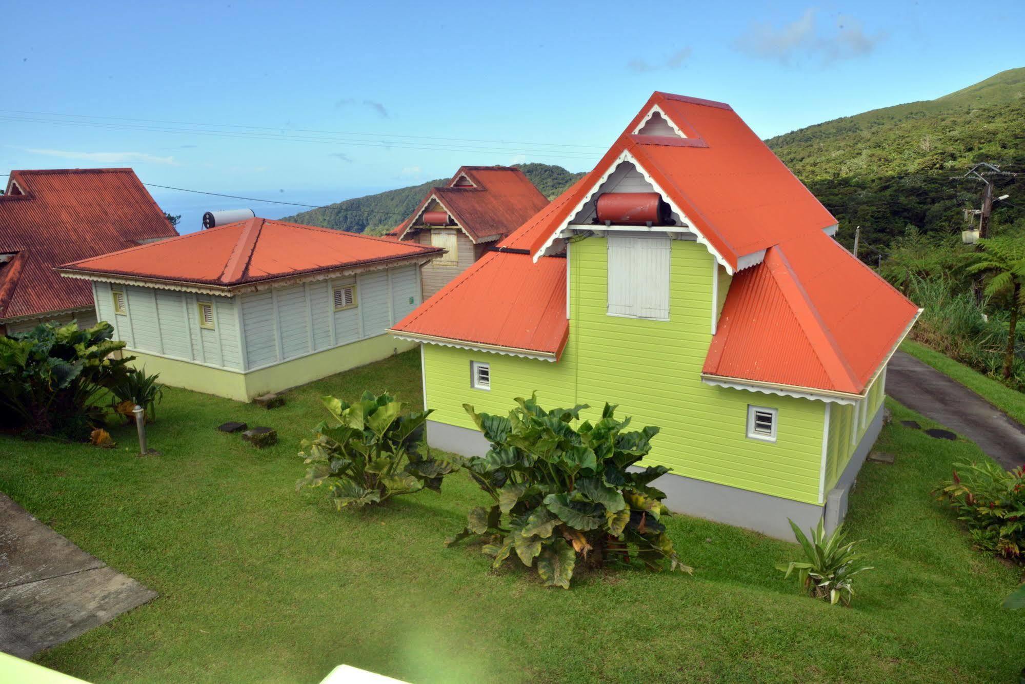 Auberge De La Montagne Pelee Hotel Saint-Pierre Luaran gambar