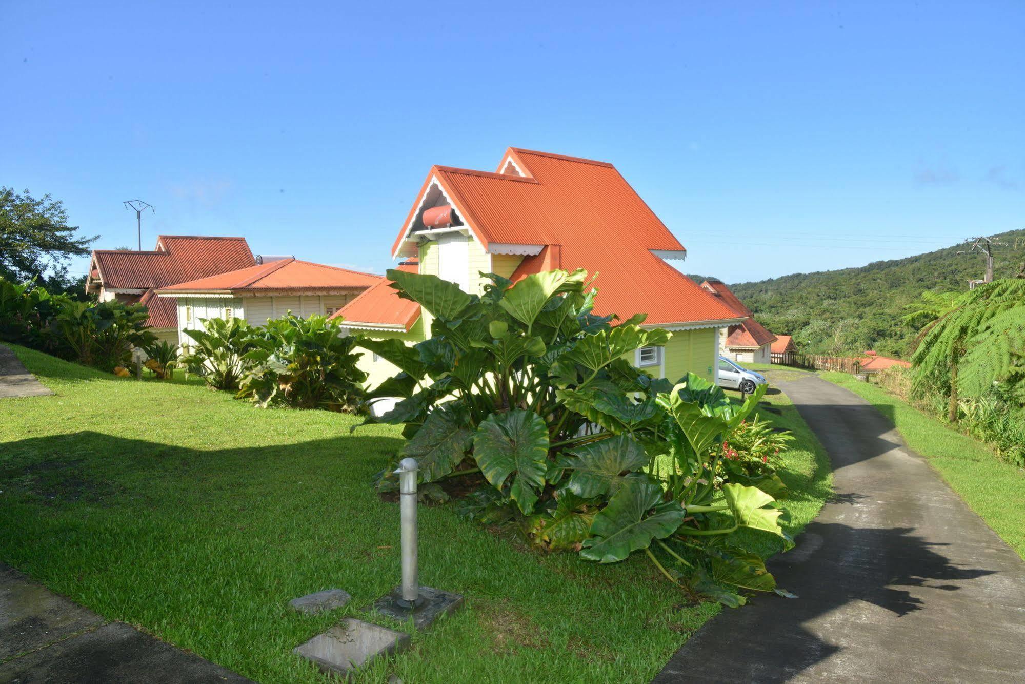 Auberge De La Montagne Pelee Hotel Saint-Pierre Luaran gambar